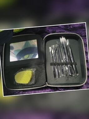 LimeLife by Alcone Classified Travel Brush Set - Black